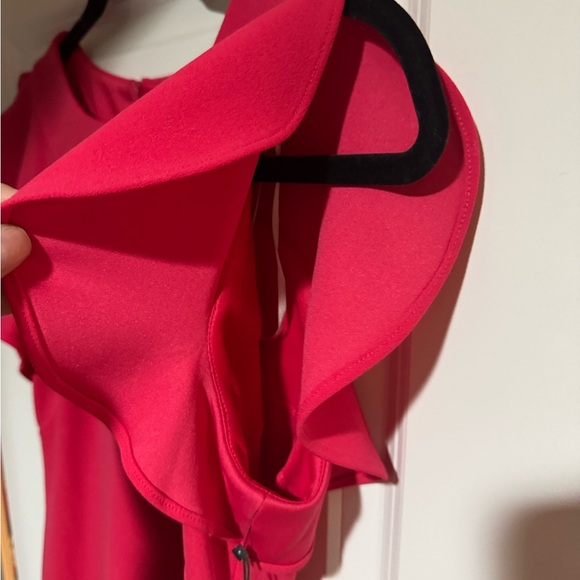 Chic Red Ruffle Sleeve Dress - Picture 5 of 6